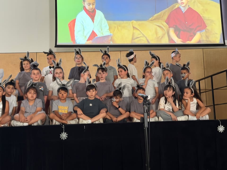 975098801070667_1377516190828924-1