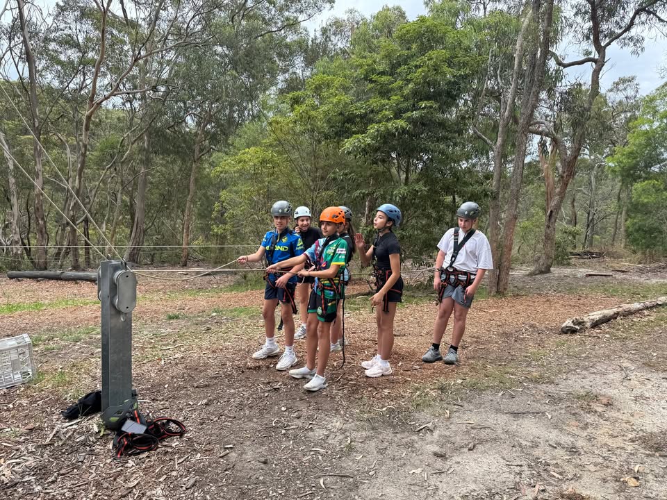 975098801070667_1379402720640271-1