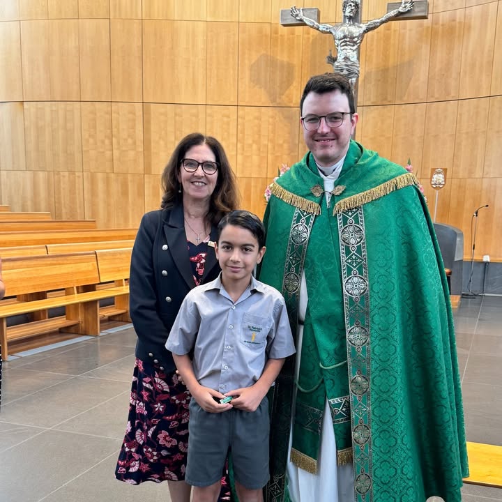 975098801070667_1431574288756447-1