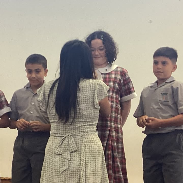 975098801070667_1435329395047603-1