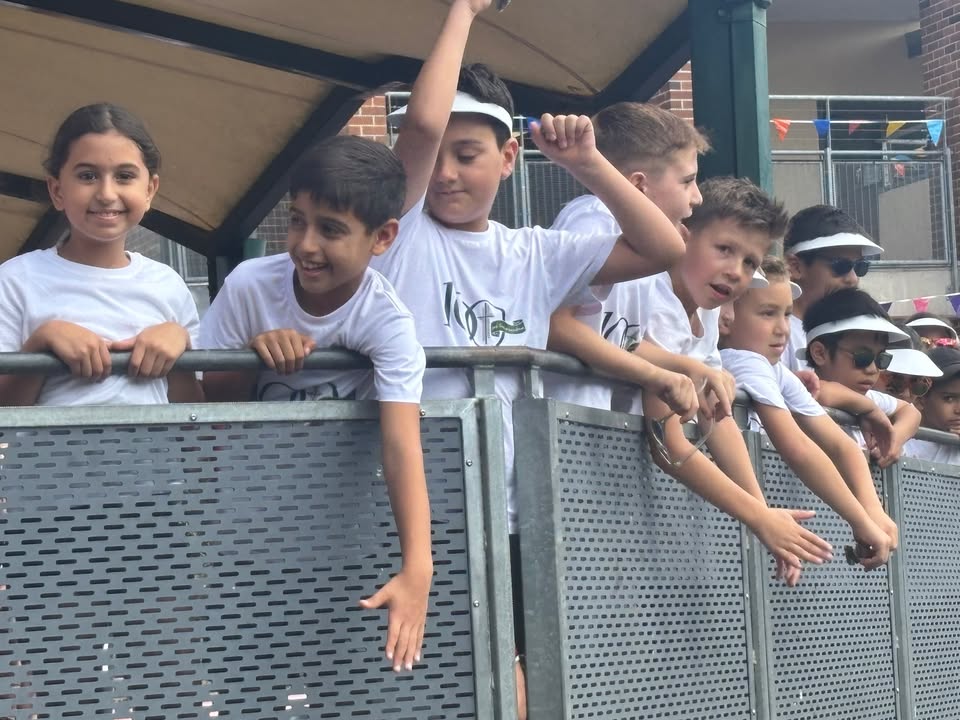 975098801070667_1461754922405050-1