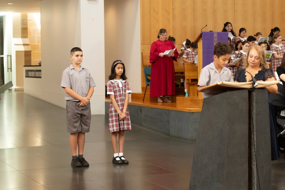 975098801070667_1475039841076558-1